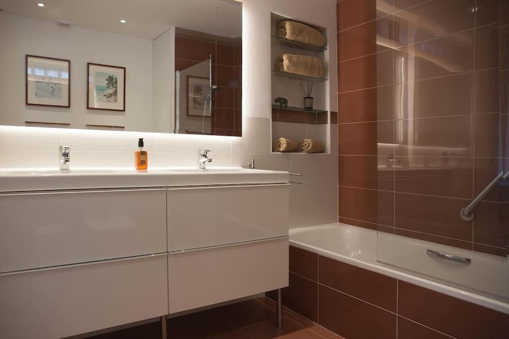 Superb Townhouse In Golden Mile Apartment Marbella Luaran gambar